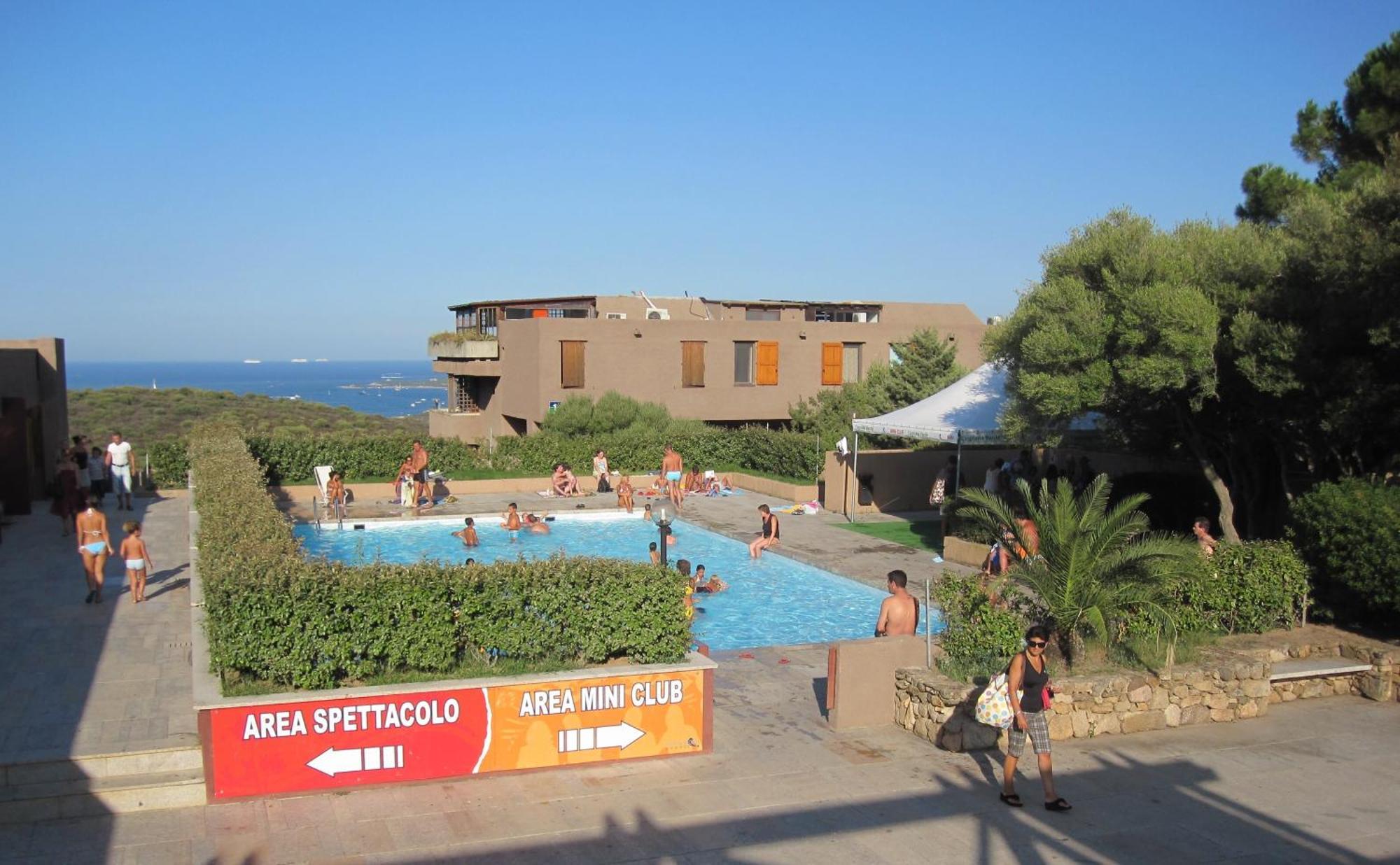 Centro Vacanze Cugnana Verde Portisco Exterior foto
