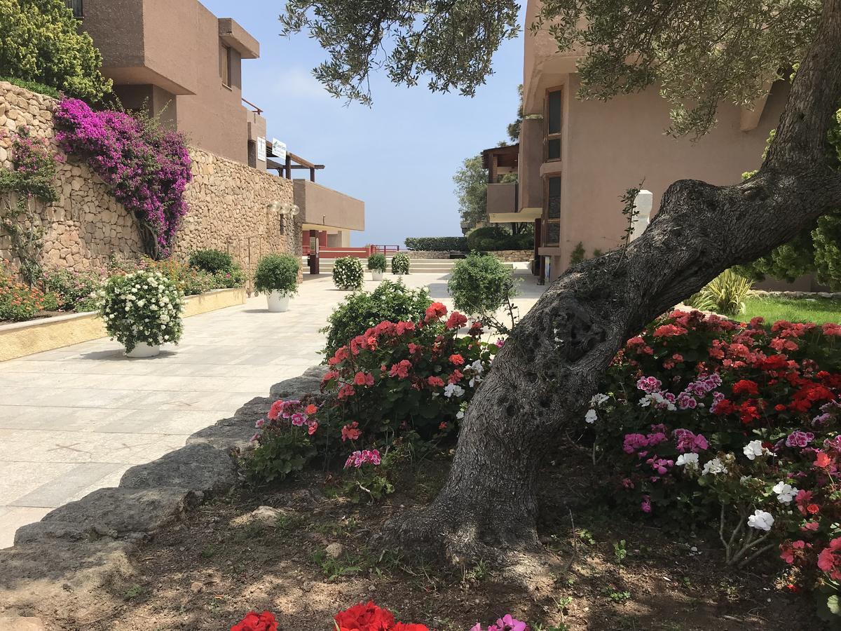Centro Vacanze Cugnana Verde Portisco Exterior foto